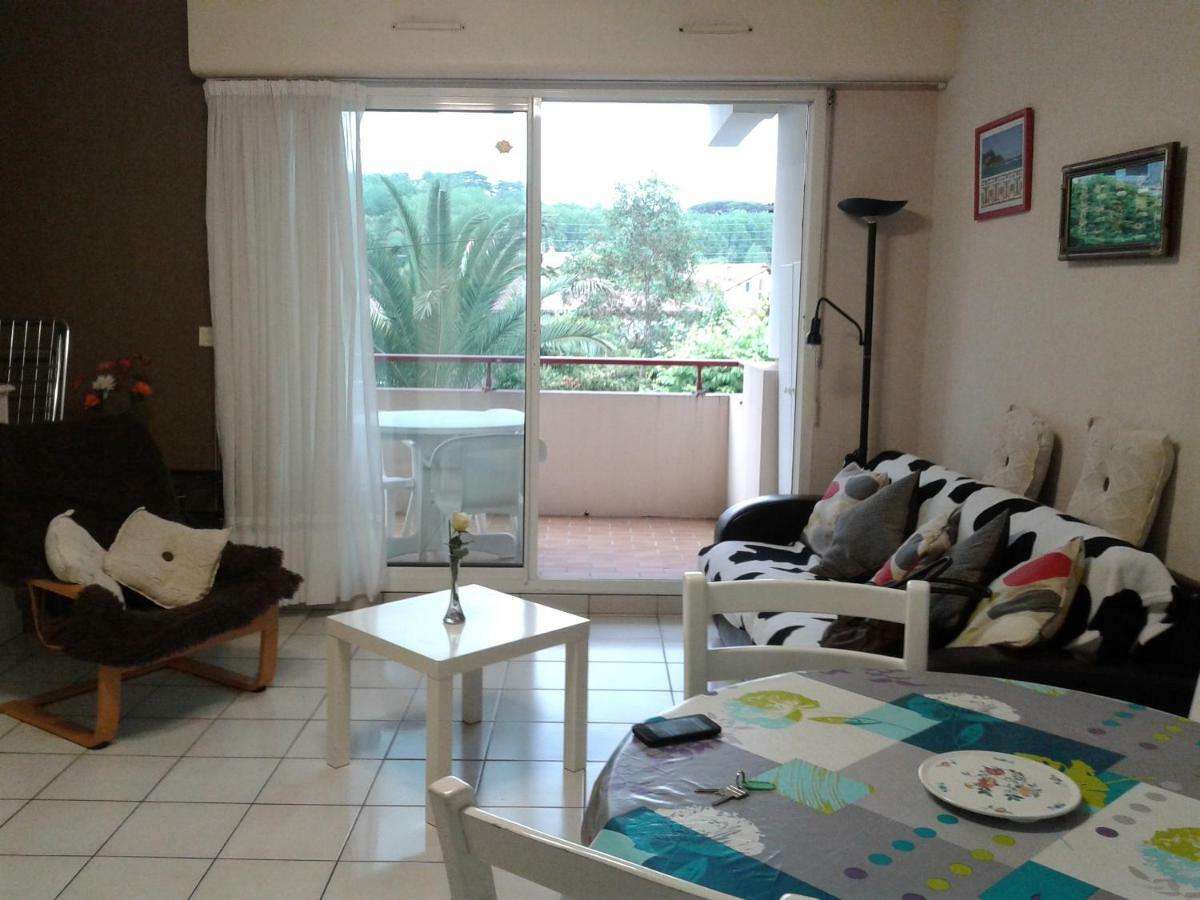 Apartamento Hendaya Playa-Wifi-Parking Exterior photo